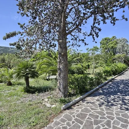 Casa Profico Mono شقة *